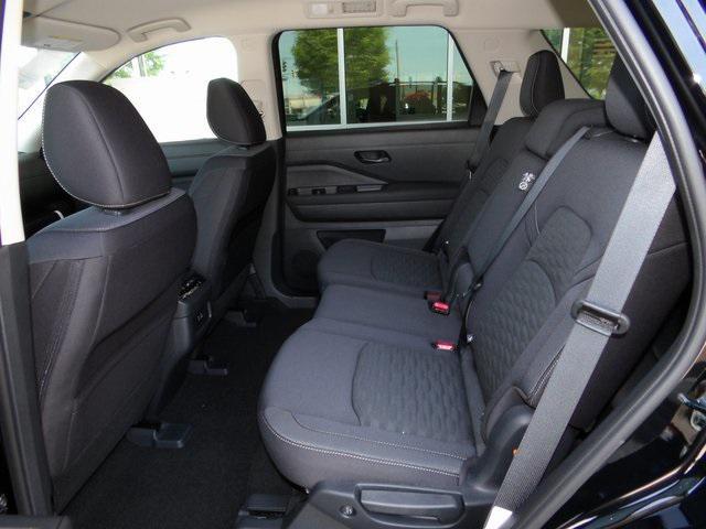 new 2025 Nissan Pathfinder car, priced at $38,466