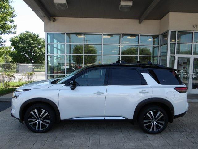 new 2025 Nissan Pathfinder car, priced at $45,932