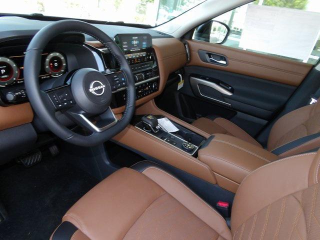 new 2025 Nissan Pathfinder car, priced at $45,932