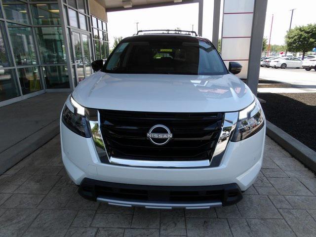 new 2025 Nissan Pathfinder car, priced at $45,932