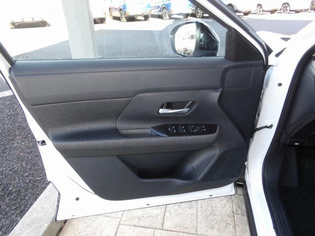 new 2026 Nissan Kicks car, priced at $27,595