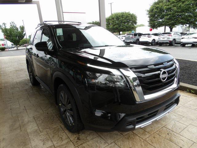 new 2025 Nissan Pathfinder car, priced at $45,603