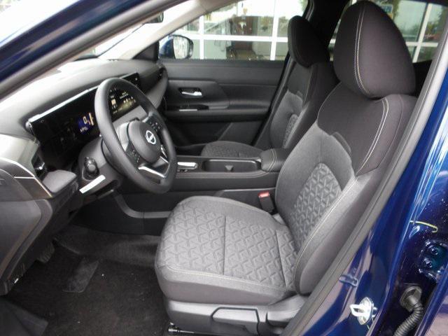 new 2025 Nissan Kicks car, priced at $26,269