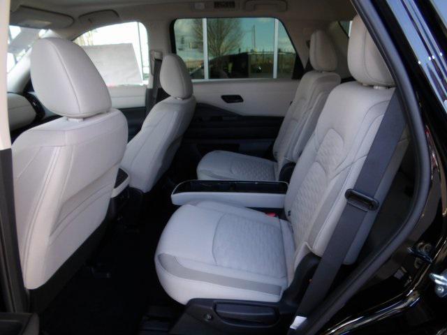 new 2025 Nissan Pathfinder car, priced at $38,276