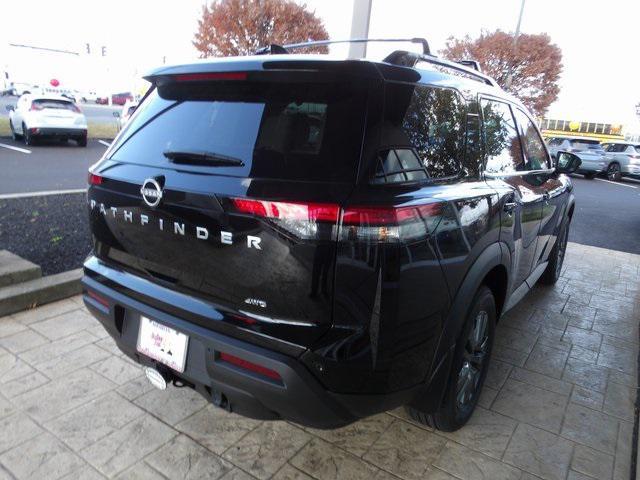 new 2025 Nissan Pathfinder car, priced at $38,276