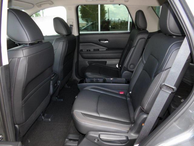new 2025 Nissan Pathfinder car, priced at $45,485
