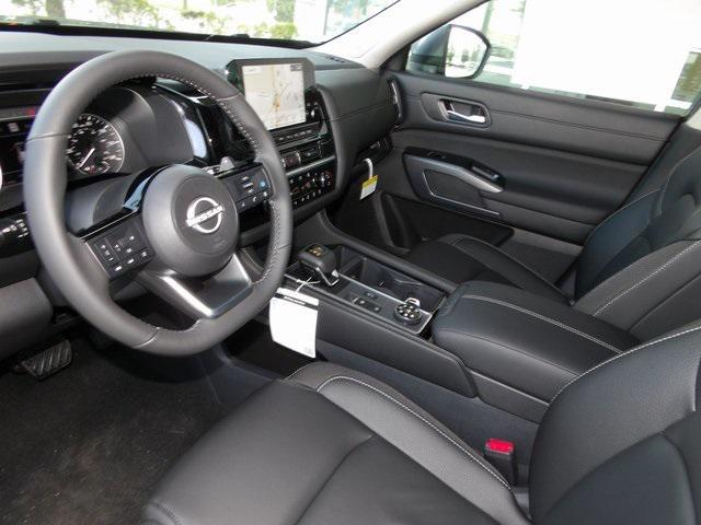 new 2025 Nissan Pathfinder car, priced at $45,485