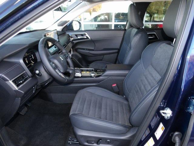 new 2025 Mitsubishi Outlander car, priced at $37,266