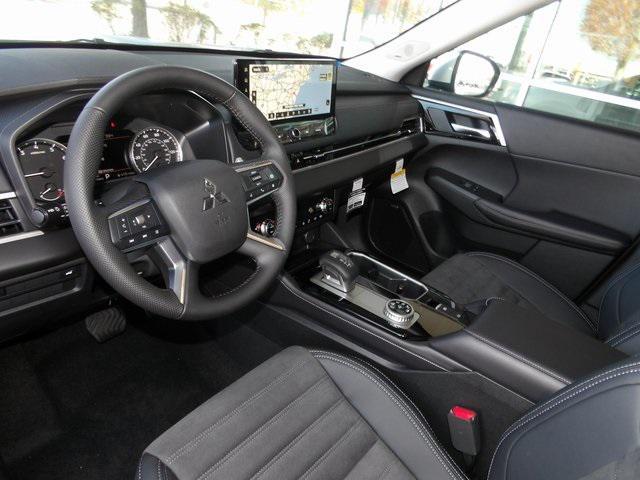 new 2025 Mitsubishi Outlander car, priced at $34,335