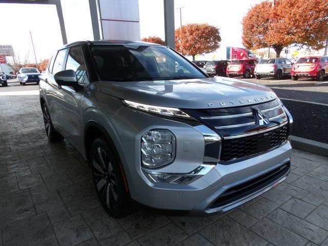 new 2025 Mitsubishi Outlander car, priced at $34,335