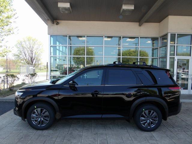 new 2025 Nissan Pathfinder car, priced at $41,095