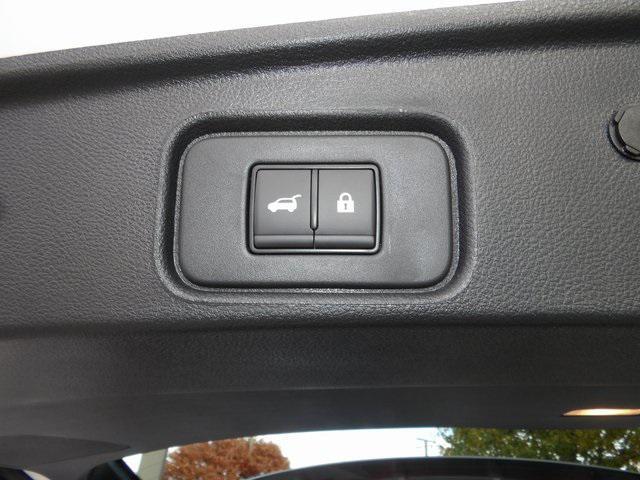 new 2025 Nissan Pathfinder car, priced at $39,509