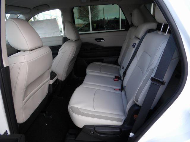 new 2025 Nissan Pathfinder car, priced at $39,509