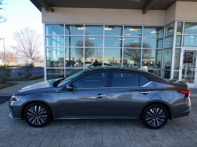 used 2023 Nissan Altima car, priced at $24,445