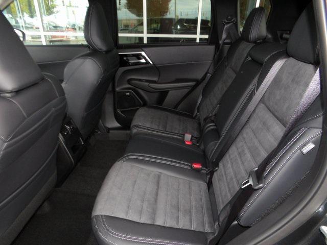 new 2025 Mitsubishi Outlander car, priced at $34,342