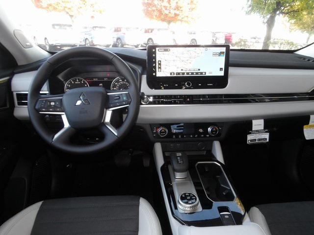 new 2025 Mitsubishi Outlander car, priced at $34,872