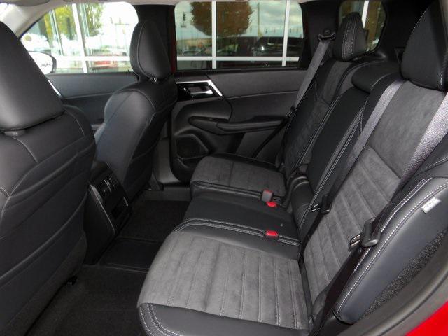 new 2025 Mitsubishi Outlander PHEV car, priced at $43,397