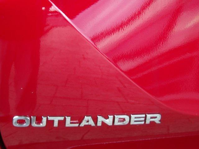 new 2025 Mitsubishi Outlander PHEV car, priced at $43,397