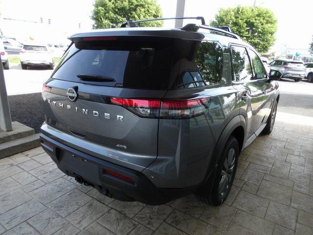new 2025 Nissan Pathfinder car, priced at $38,276