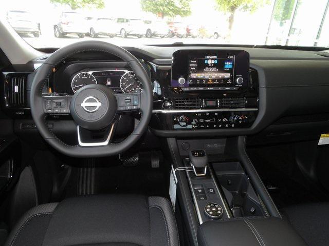 new 2025 Nissan Pathfinder car, priced at $38,276