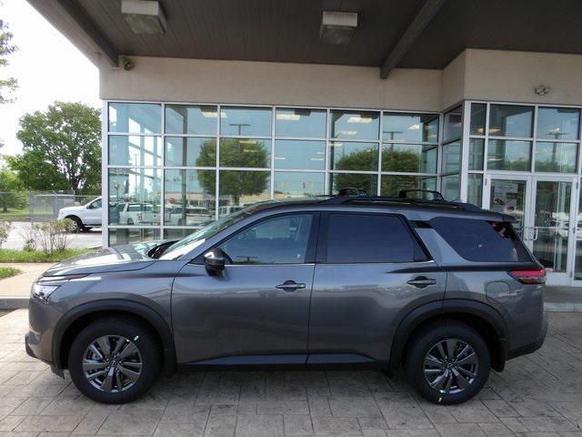 new 2025 Nissan Pathfinder car, priced at $38,276