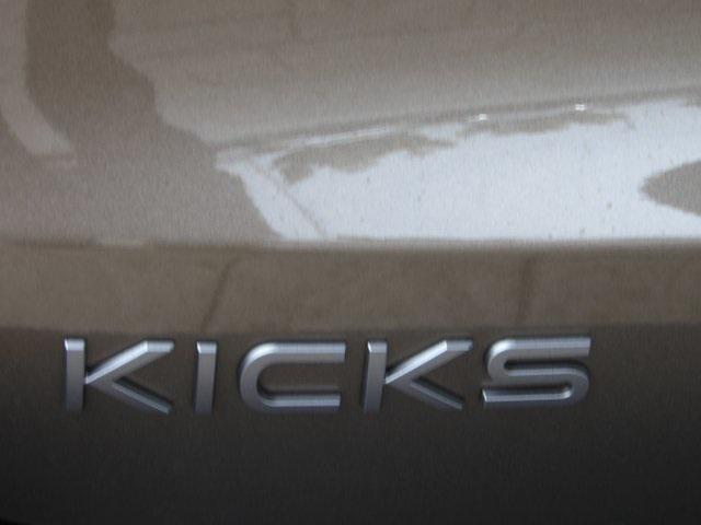 new 2025 Nissan Kicks car, priced at $27,226