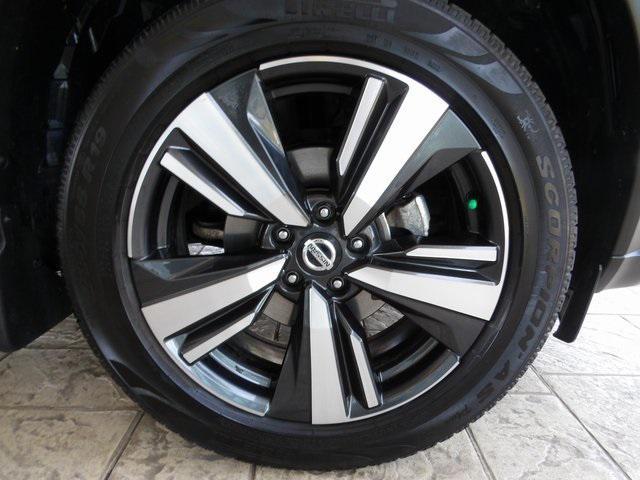 used 2021 Nissan Rogue car, priced at $25,584