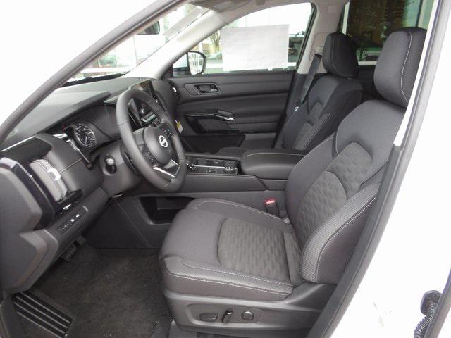 new 2025 Nissan Pathfinder car, priced at $36,878