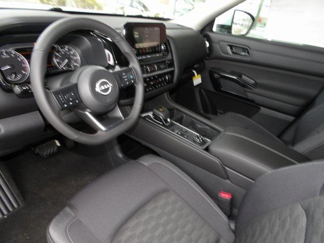 new 2025 Nissan Pathfinder car, priced at $36,878