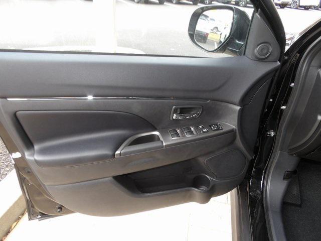 new 2025 Mitsubishi Outlander Sport car, priced at $29,407