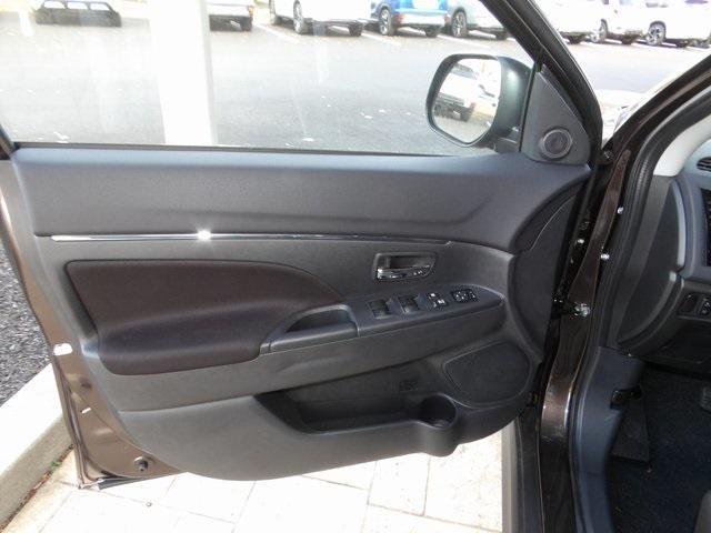 new 2025 Mitsubishi Outlander Sport car, priced at $27,688