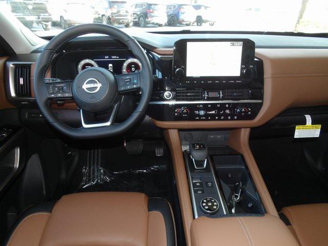 new 2024 Nissan Pathfinder car, priced at $51,535