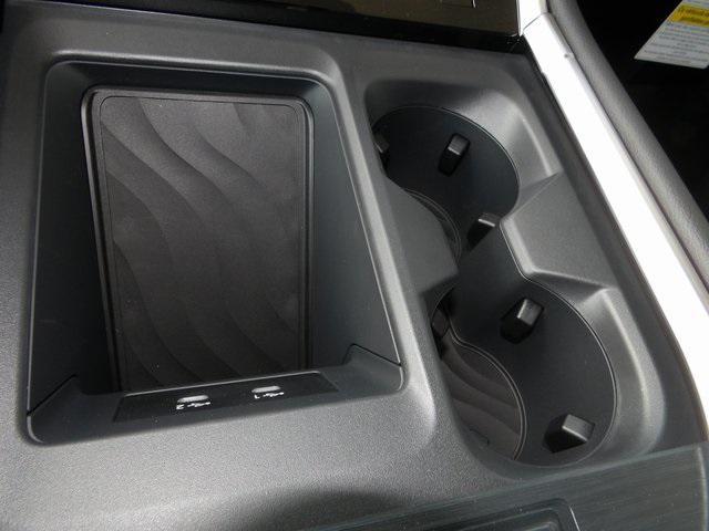 new 2025 Nissan Armada car, priced at $63,480