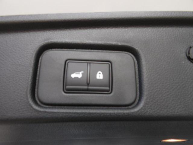 new 2025 Nissan Pathfinder car, priced at $40,614