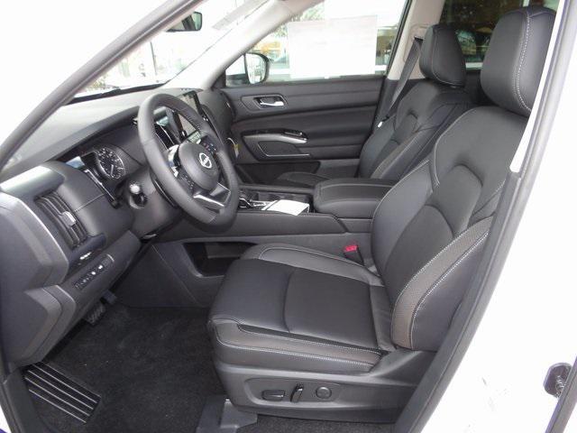 new 2025 Nissan Pathfinder car, priced at $40,614