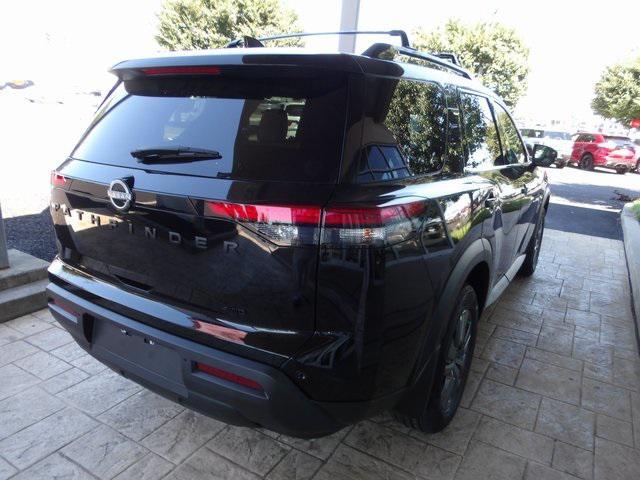 new 2025 Nissan Pathfinder car, priced at $36,975