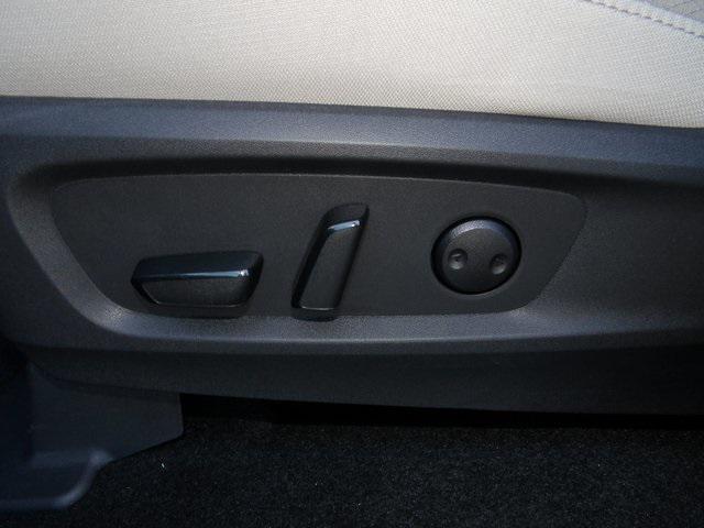 new 2025 Nissan Pathfinder car, priced at $36,975