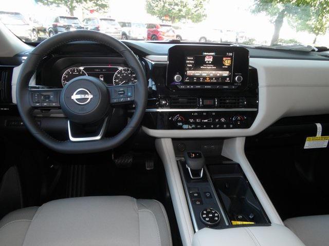 new 2025 Nissan Pathfinder car, priced at $36,975