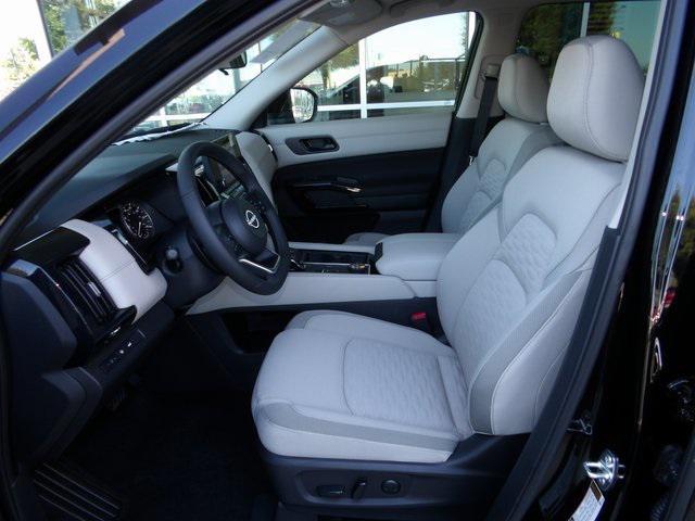 new 2025 Nissan Pathfinder car, priced at $36,975