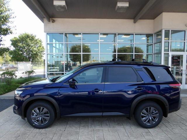 new 2024 Nissan Pathfinder car, priced at $42,998