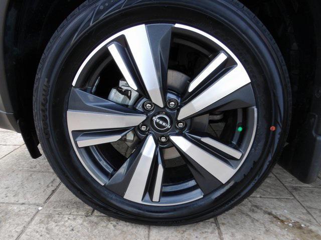 used 2022 Nissan Rogue car, priced at $31,899