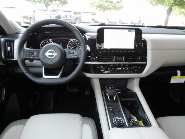 new 2025 Nissan Pathfinder car, priced at $45,888