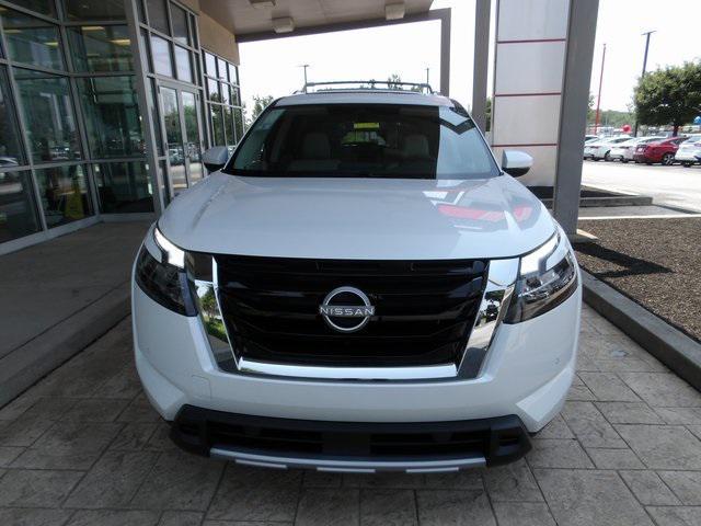 new 2025 Nissan Pathfinder car, priced at $45,888