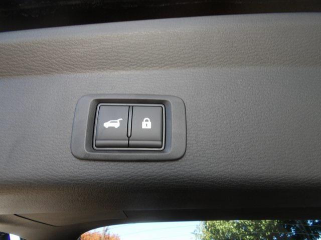 new 2025 Mitsubishi Outlander car, priced at $38,511