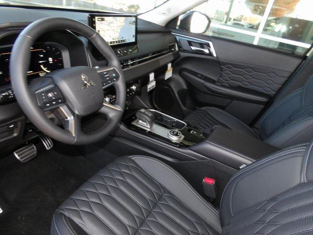 new 2025 Mitsubishi Outlander car, priced at $38,511