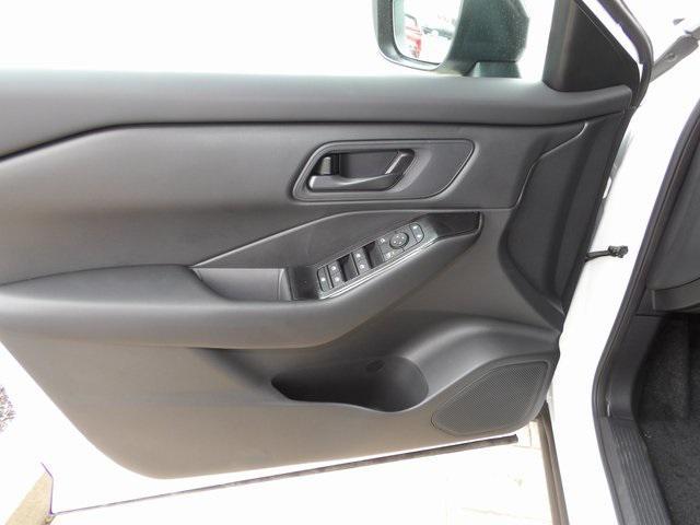 new 2025 Nissan Rogue car, priced at $30,365