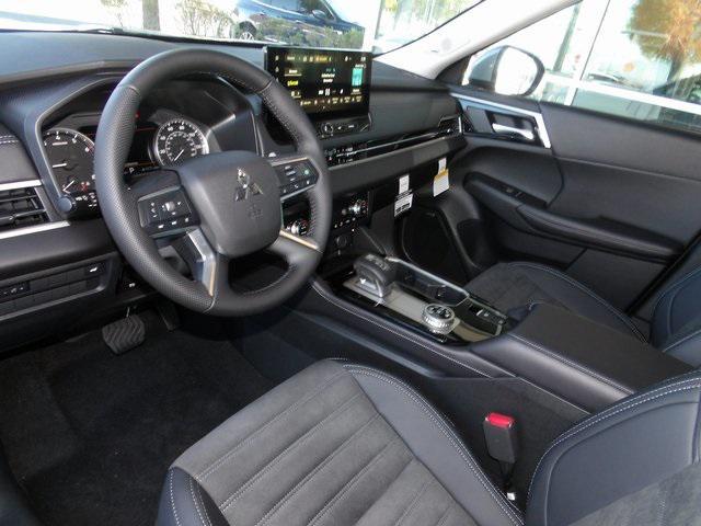 new 2025 Mitsubishi Outlander car, priced at $34,694