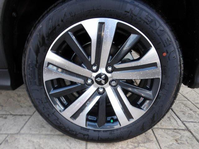 new 2025 Mitsubishi Outlander Sport car, priced at $27,564