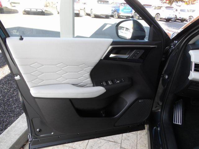 new 2025 Mitsubishi Outlander car, priced at $38,679