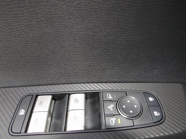 new 2025 Mitsubishi Outlander car, priced at $38,679